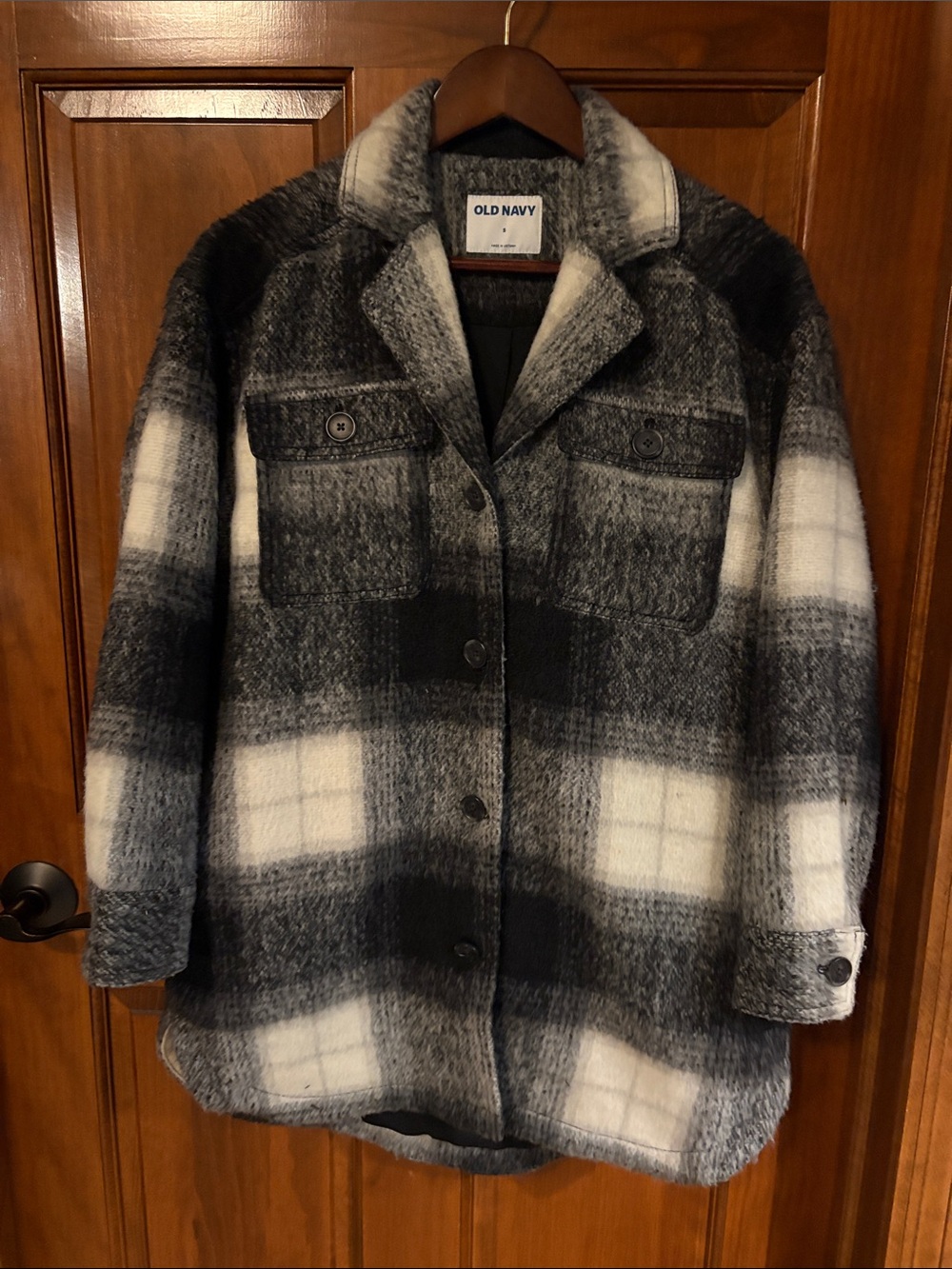 Old Navy Black and White Plaid Utility Shacket Jacket-Women's Small Oversized